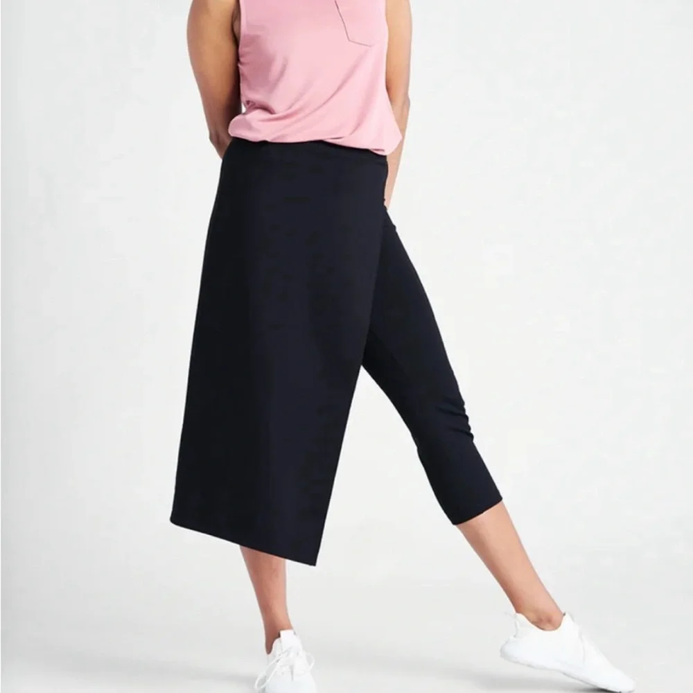 Betabrand Black Split Overlay Capri Pants